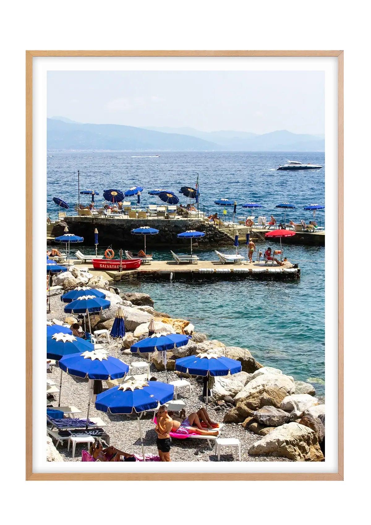 Santa Margherita Beach Club Scenes